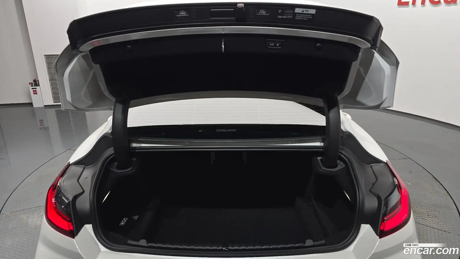 8-Series BMW 2025.3-OPTION-043