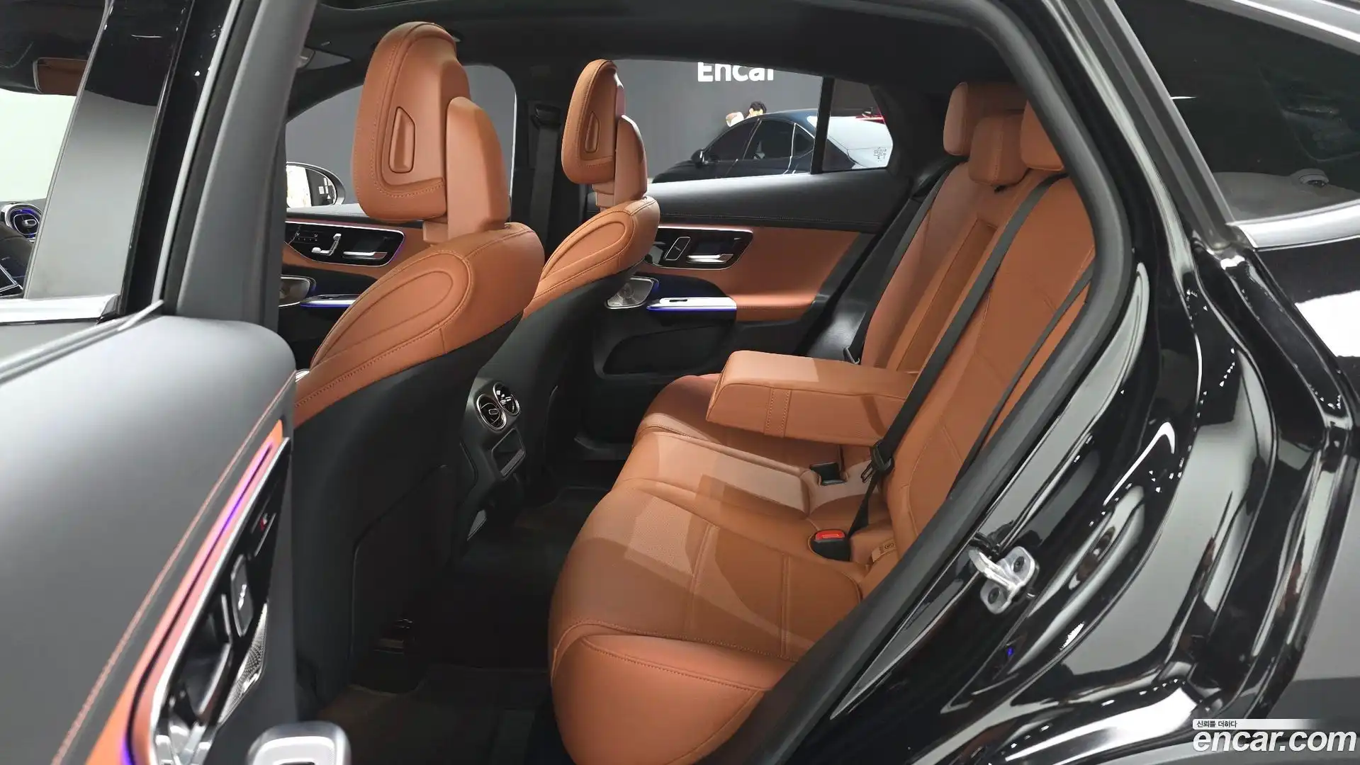 GLC-Class Mercedes-Benz 2025.6-OPTION-015