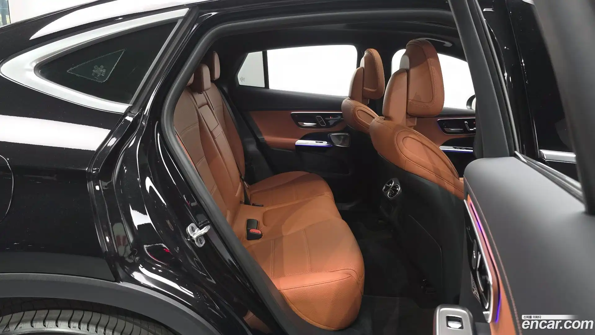 GLC-Class Mercedes-Benz 2025.6-OPTION-016