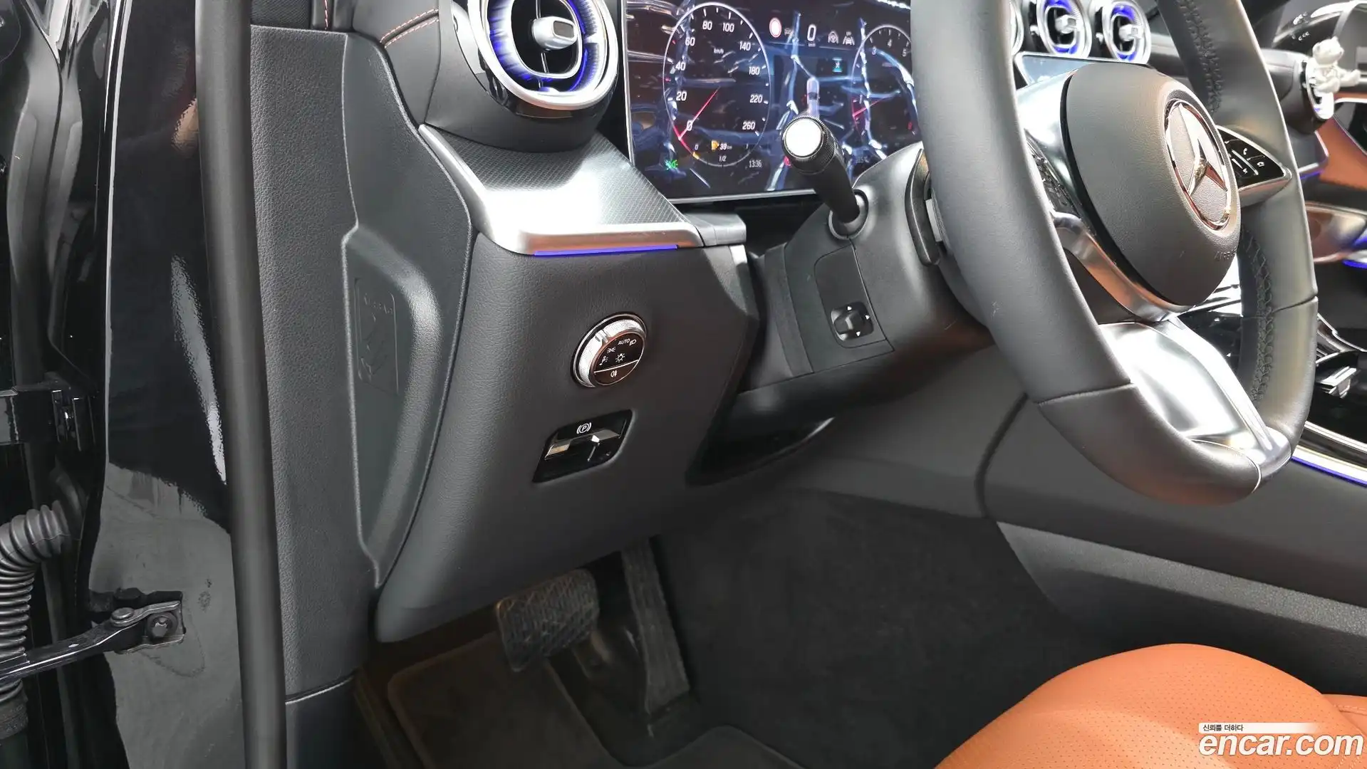 GLC-Class Mercedes-Benz 2025.6-OPTION-017