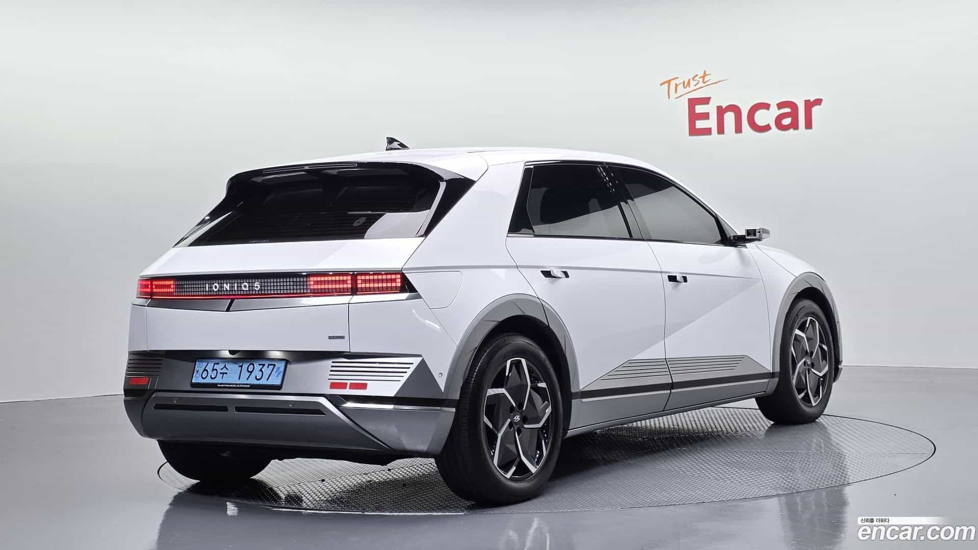 Ioniq5 Hyundai 2022.11-OUTER-002