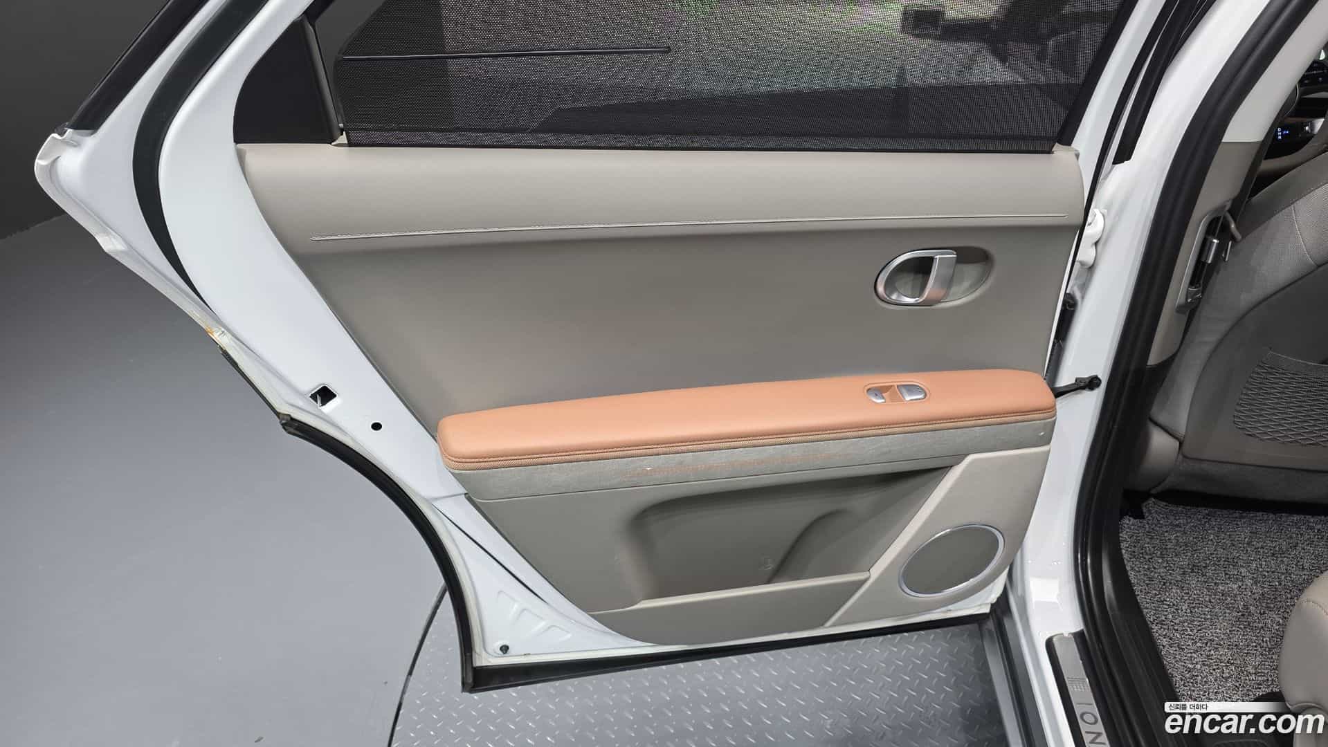 Ioniq5 Hyundai 2022.11-INNER-035