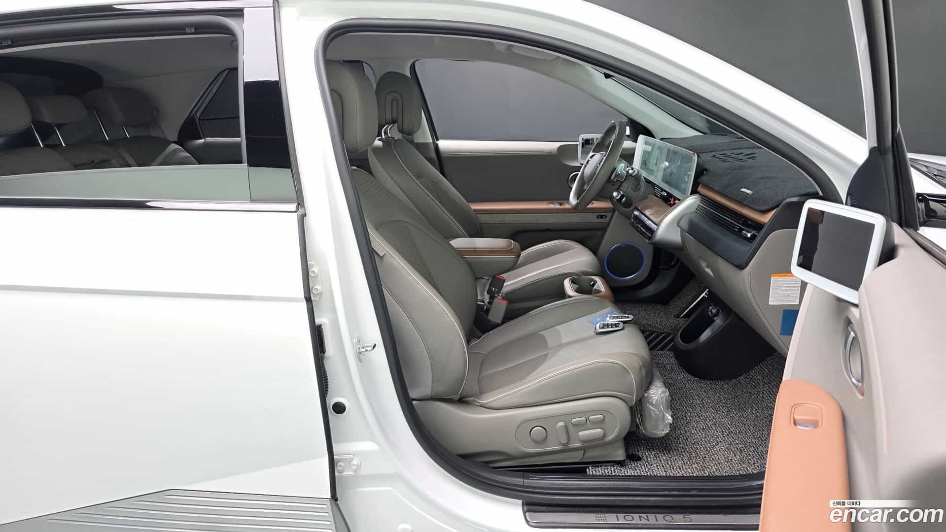 Ioniq5 Hyundai 2022.11-INNER-036
