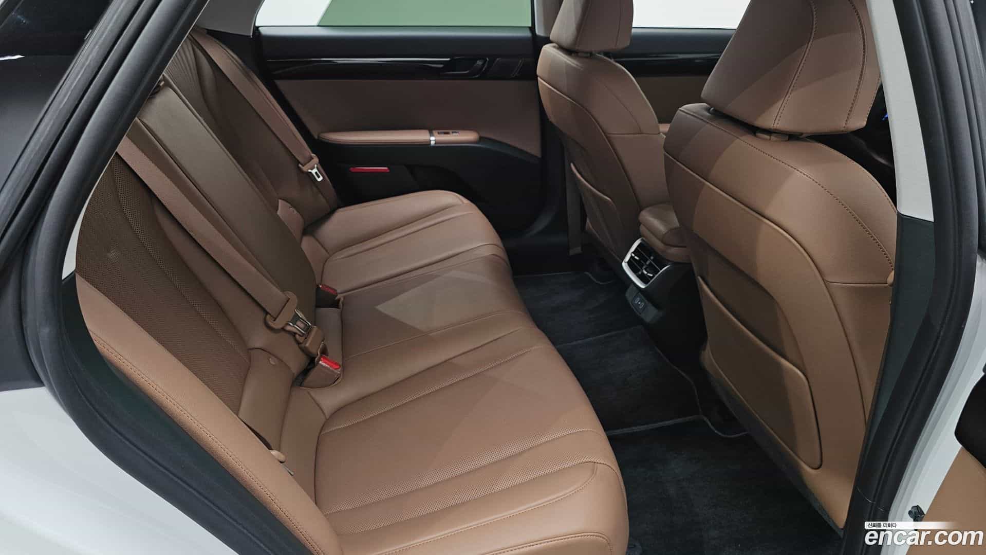 Grandeur Hyundai 2024.4-OPTION-015