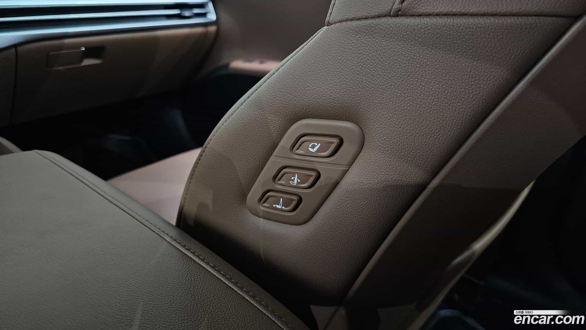 Grandeur Hyundai 2024.4-OPTION-020