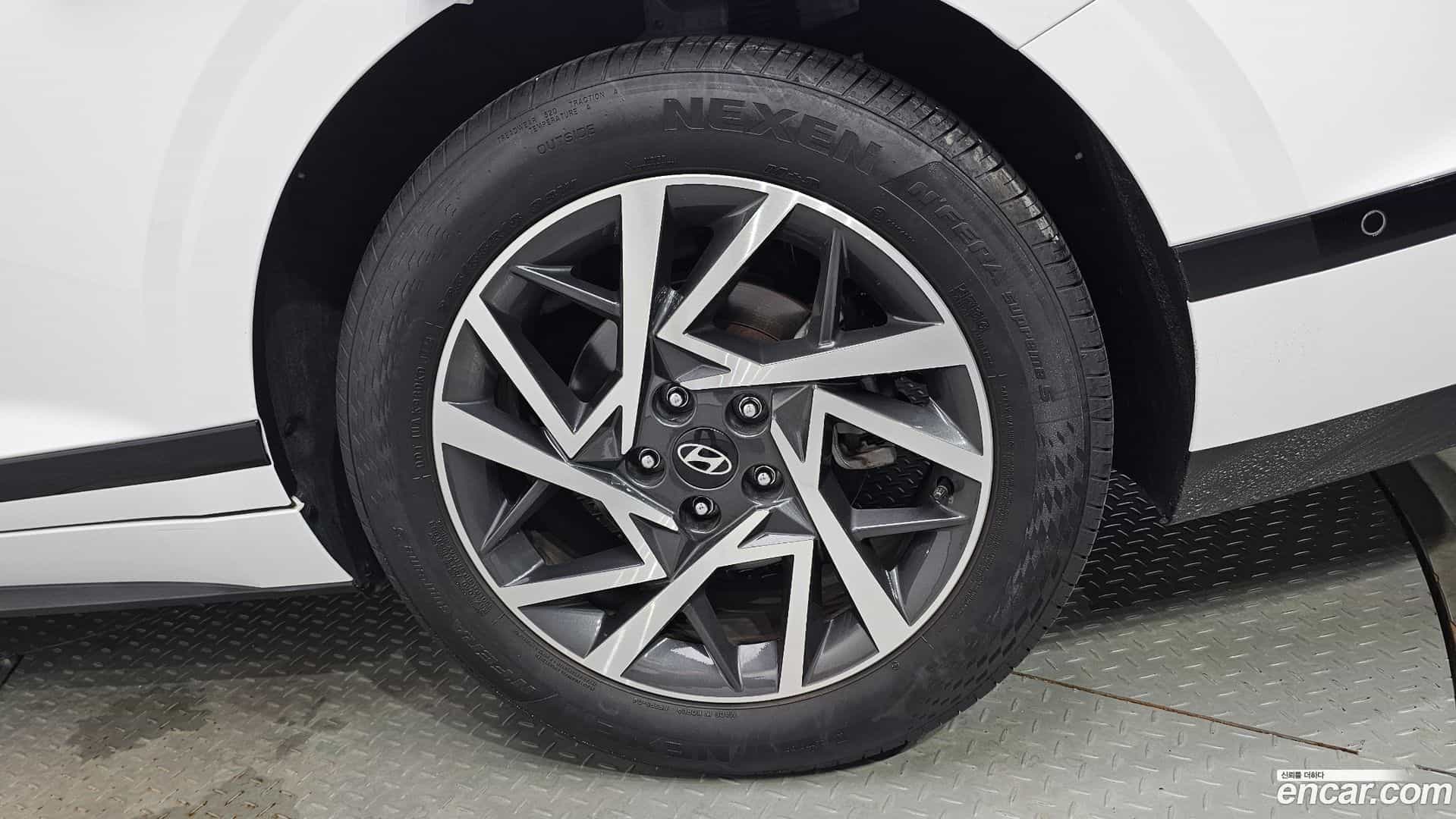 Grandeur Hyundai 2024.4-OUTER-031