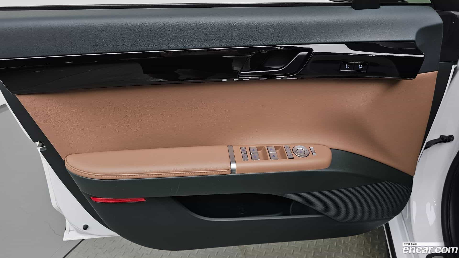 Grandeur Hyundai 2024.4-INNER-035