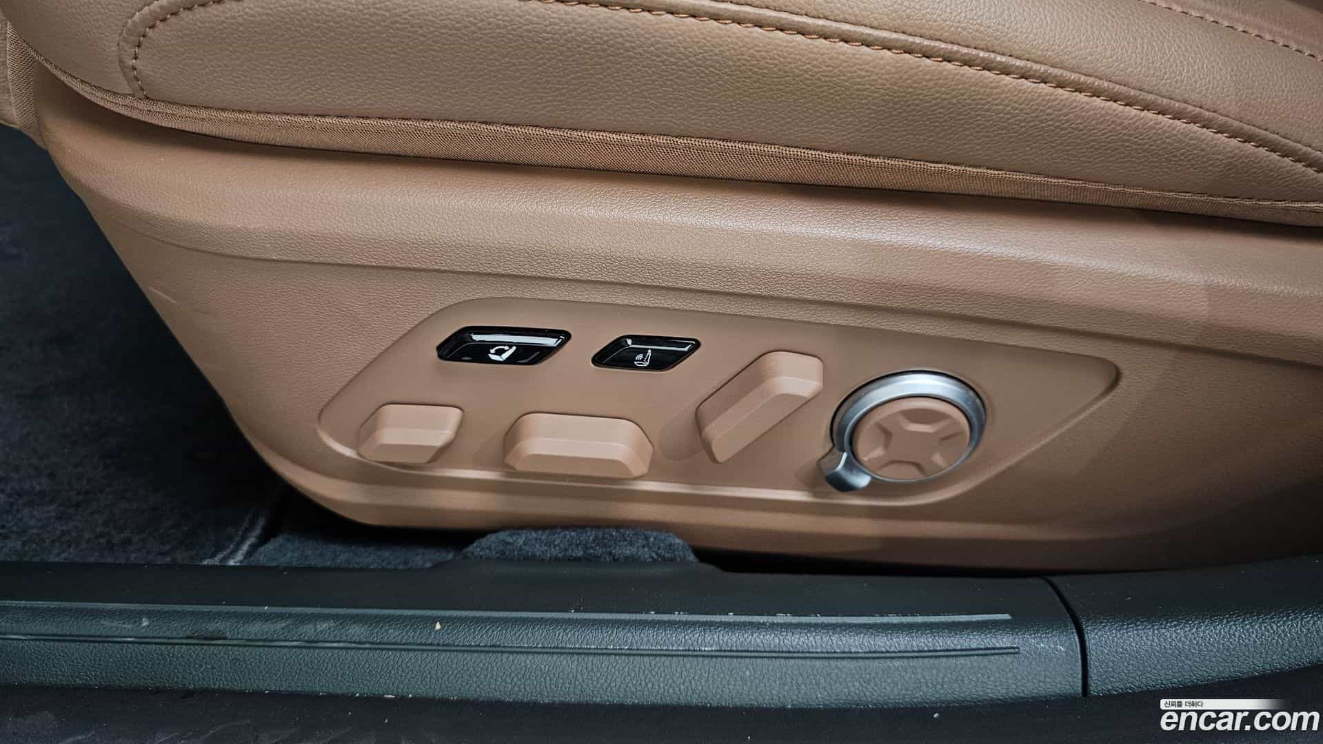 Grandeur Hyundai 2024.4-OPTION-044