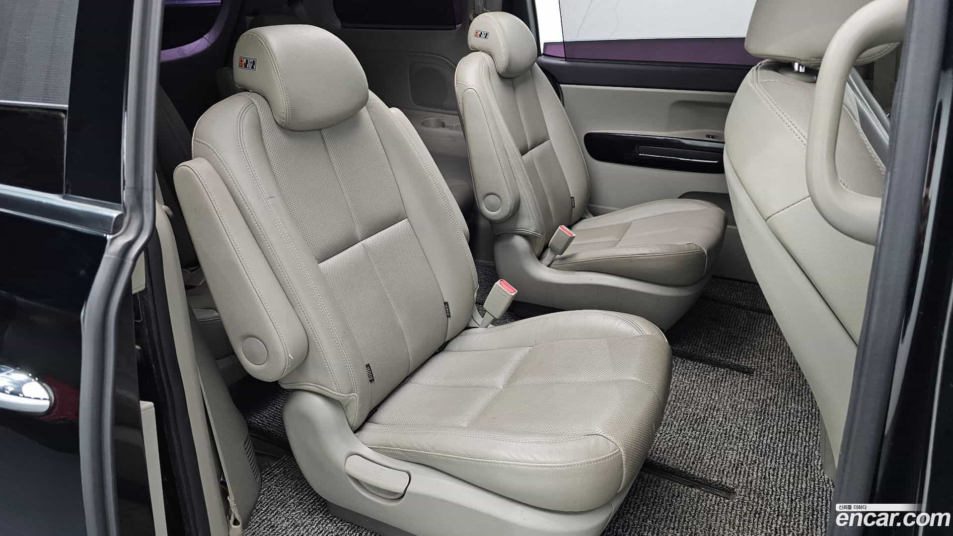 Canival Kia 2018.6-OPTION-016