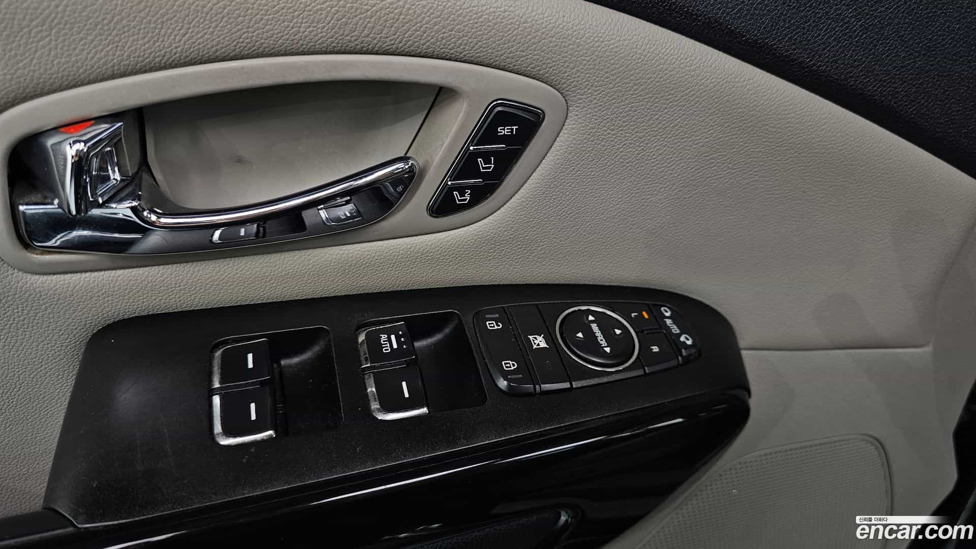 Canival Kia 2018.6-OPTION-022