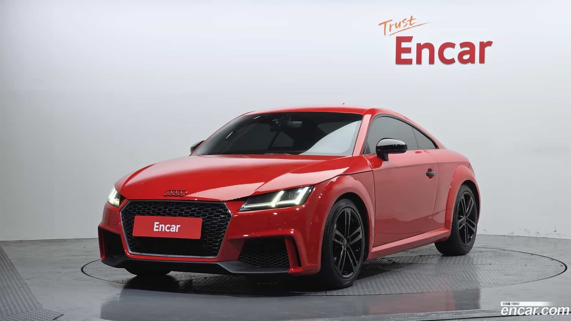 TT Audi 2016.0-OUTER-001