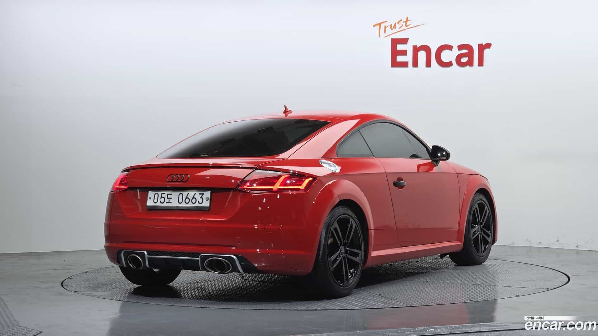 TT Audi 2016.0-OUTER-002