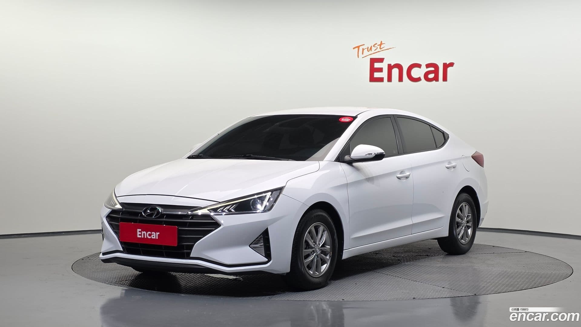 Main__Slider__Photo:AVANTE Hyundai 2019.0-0