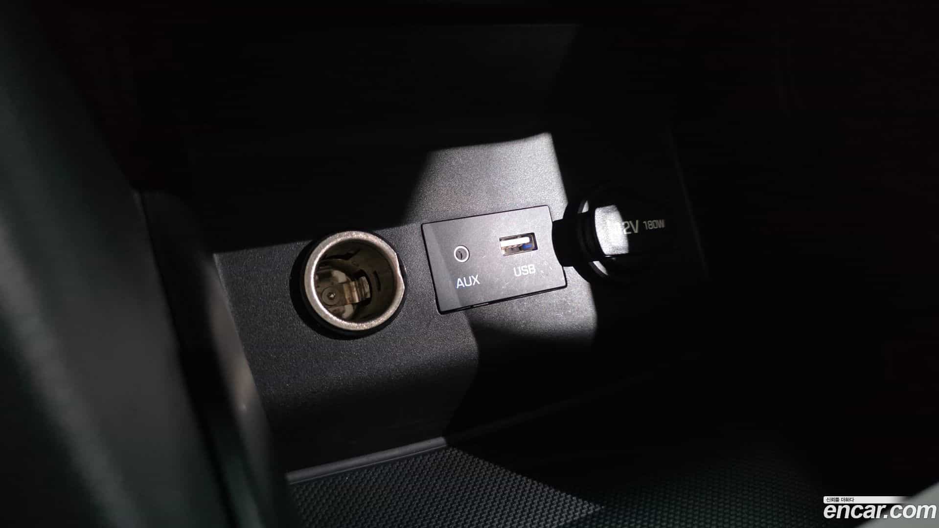 AVANTE Hyundai 2019.0-OPTION-017