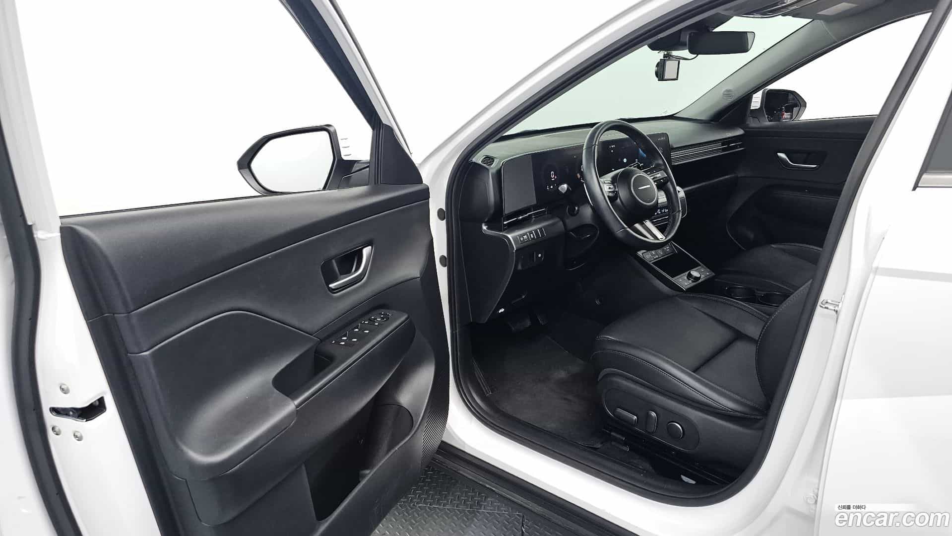 Kona Hyundai 2024.5-INNER-010