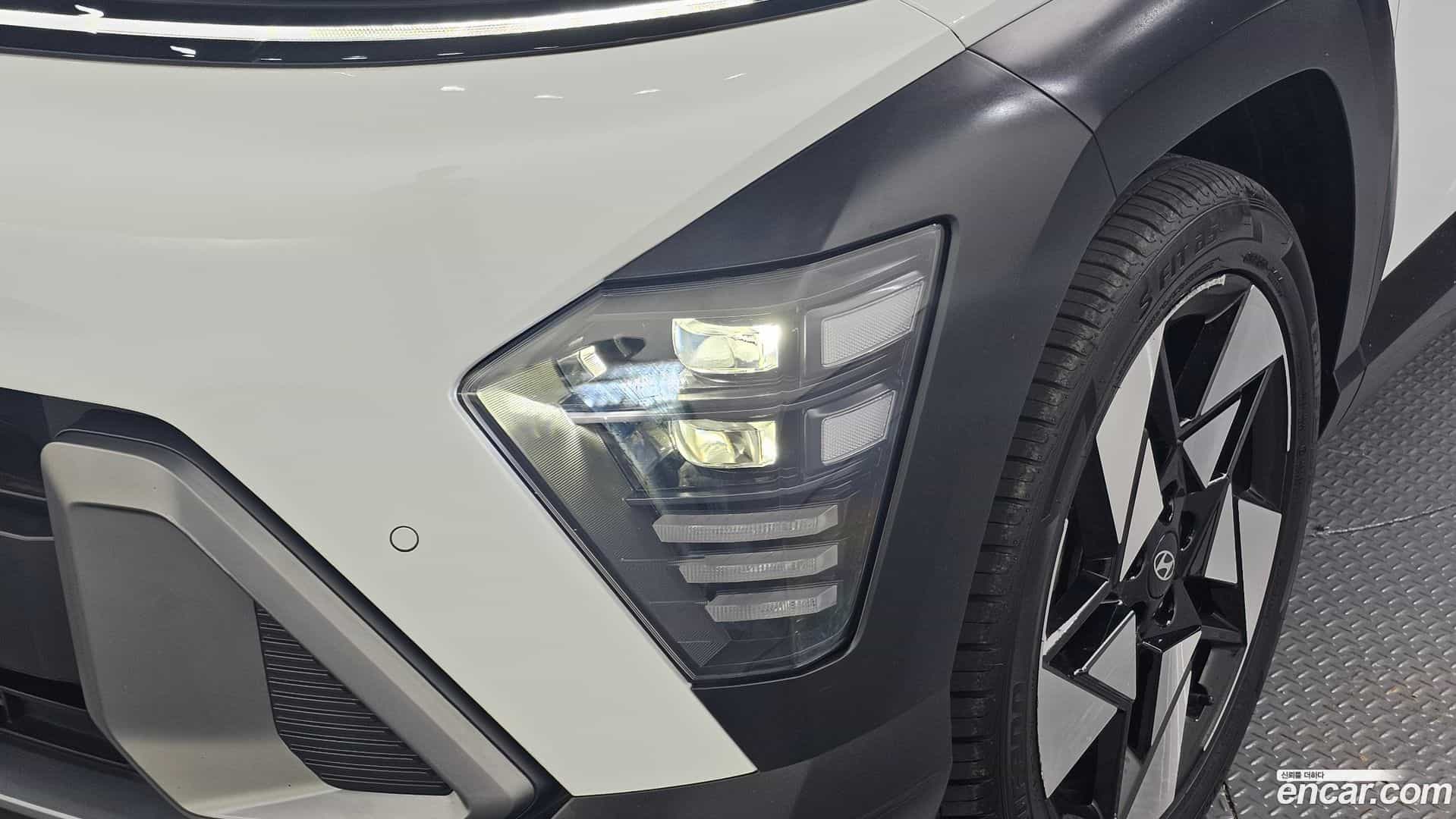 Kona Hyundai 2024.5-OUTER-032