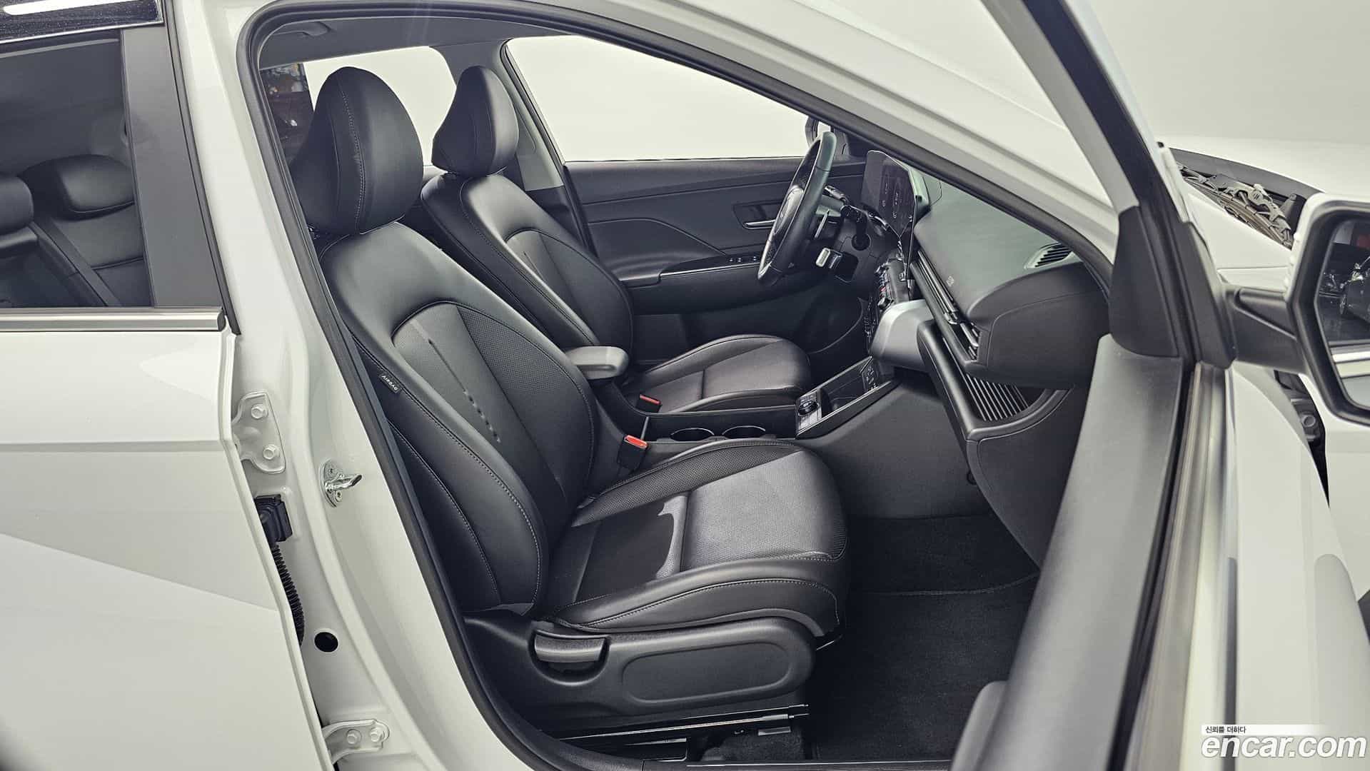 Kona Hyundai 2024.5-INNER-036