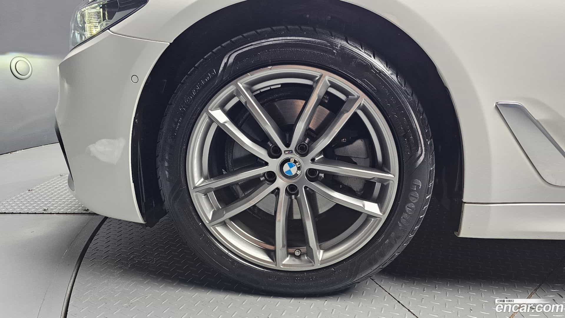 5-Series BMW 2018.3-OUTER-005