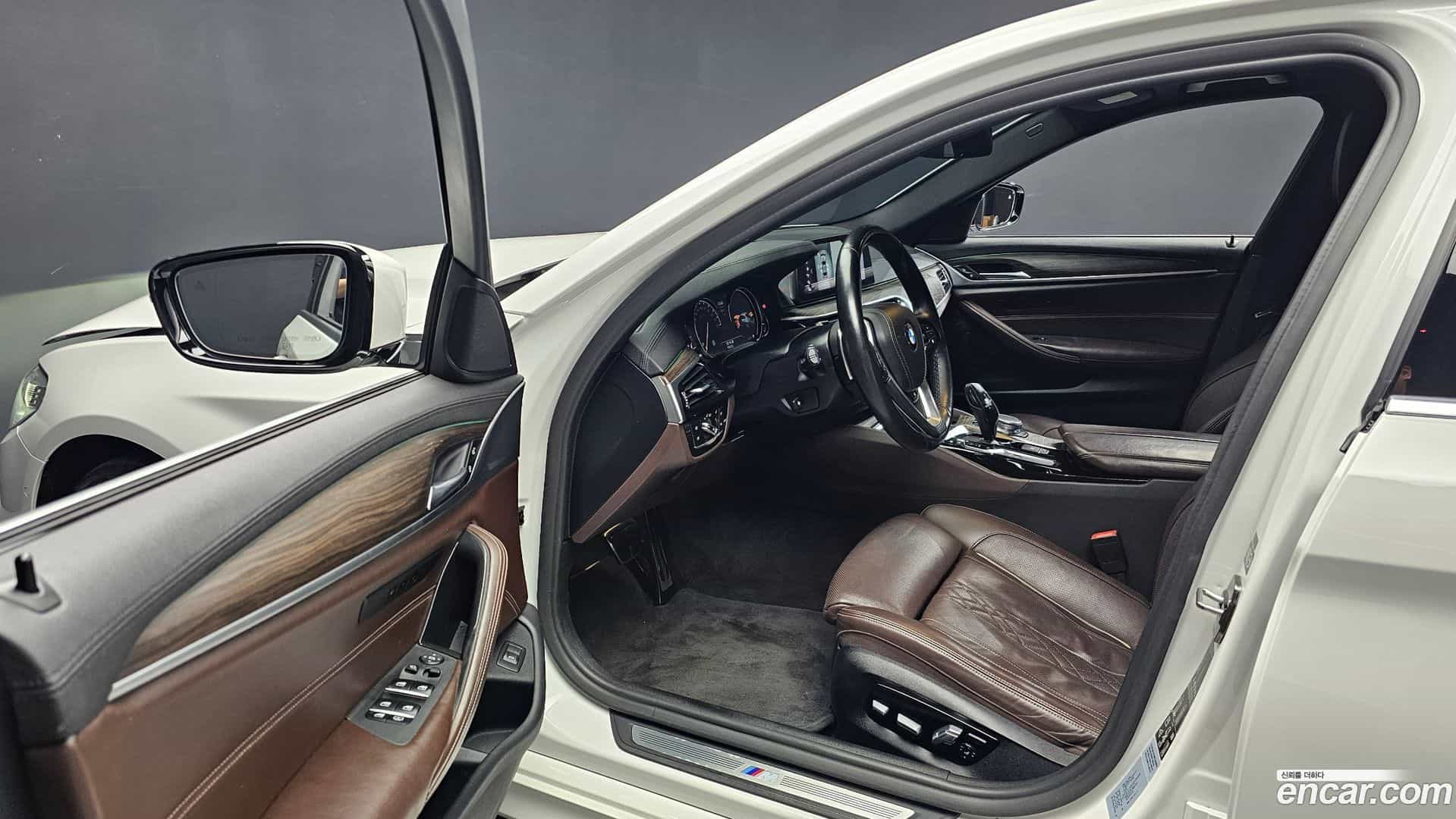 5-Series BMW 2018.3-INNER-010