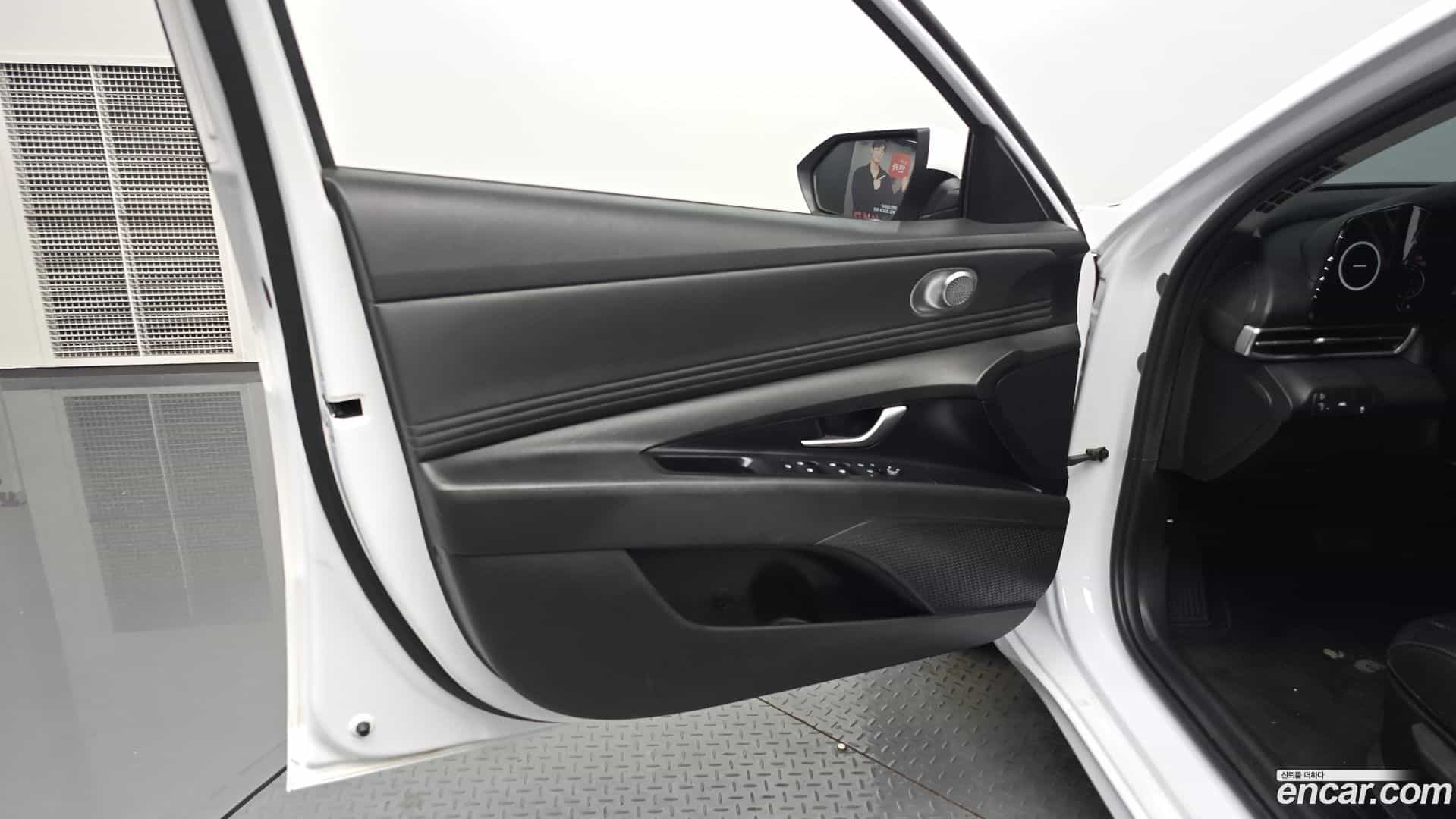 AVANTE Hyundai 2021.5-INNER-034