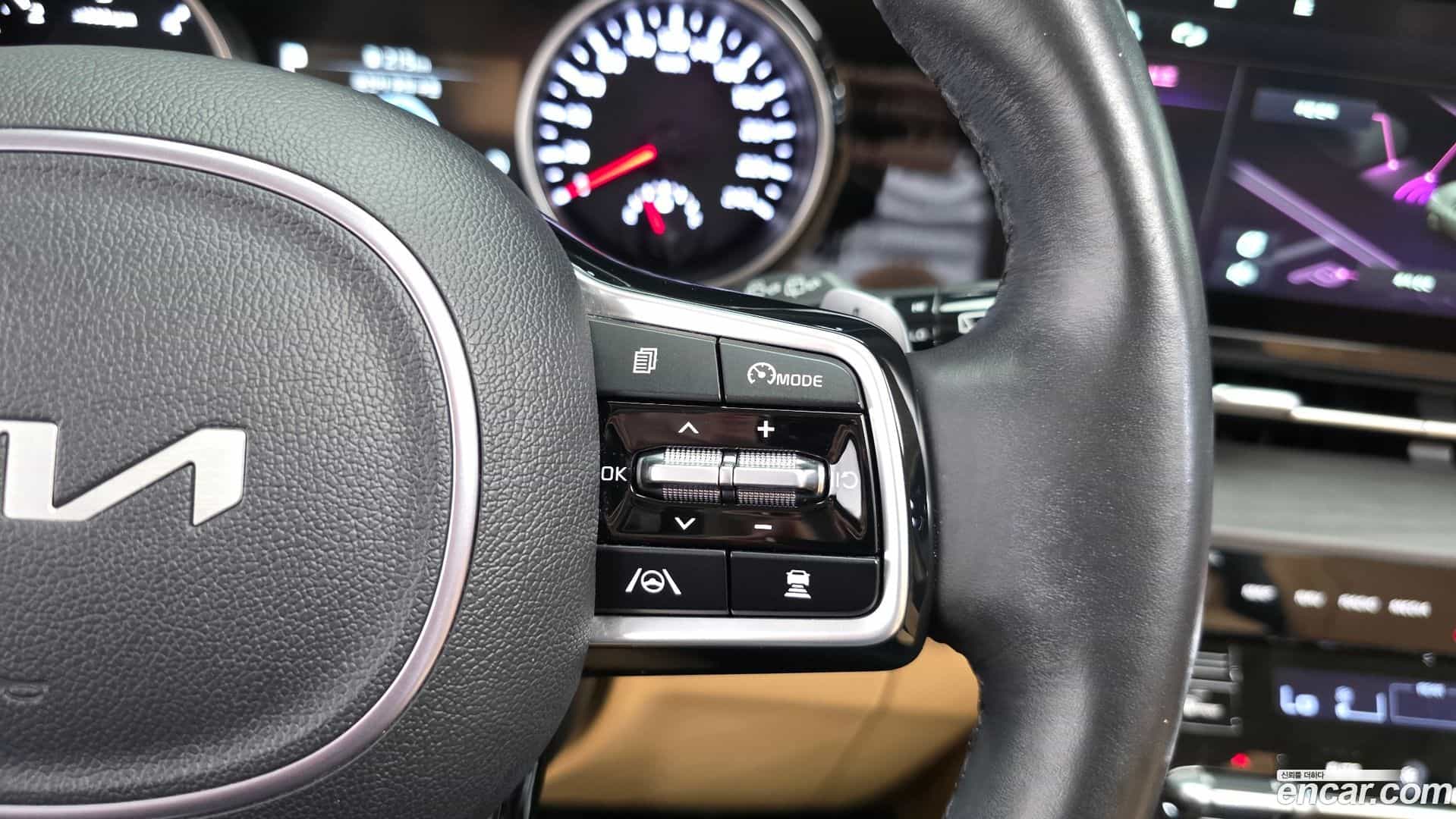 Canival Kia 2022.5-OPTION-022