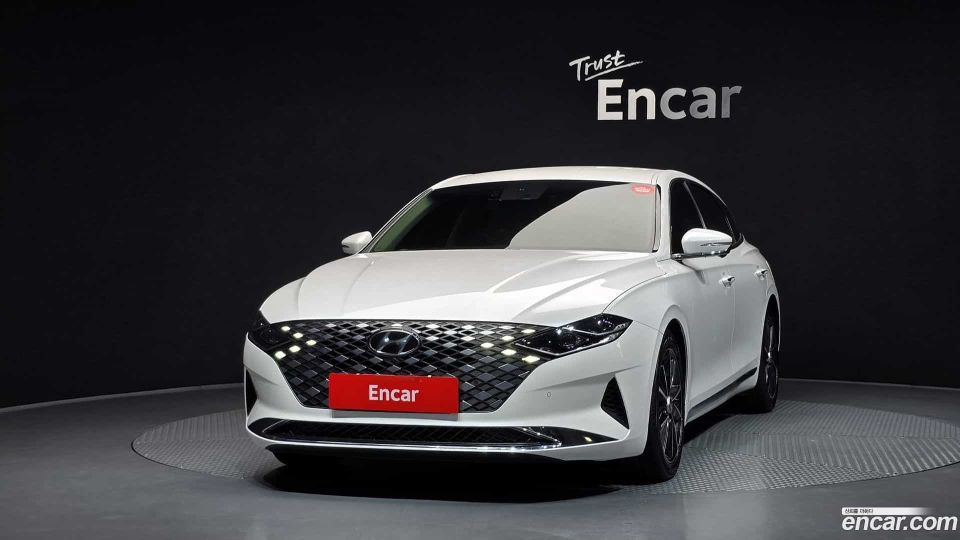 Grandeur Hyundai 2021.6-OUTER-003