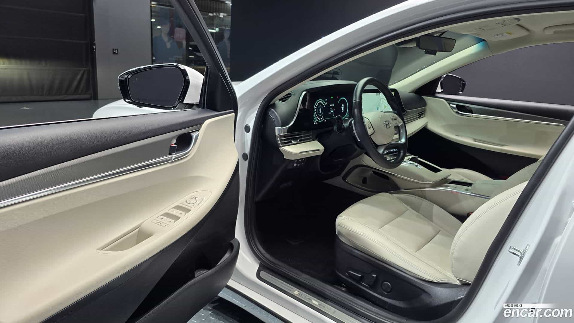 Grandeur Hyundai 2021.6-INNER-010