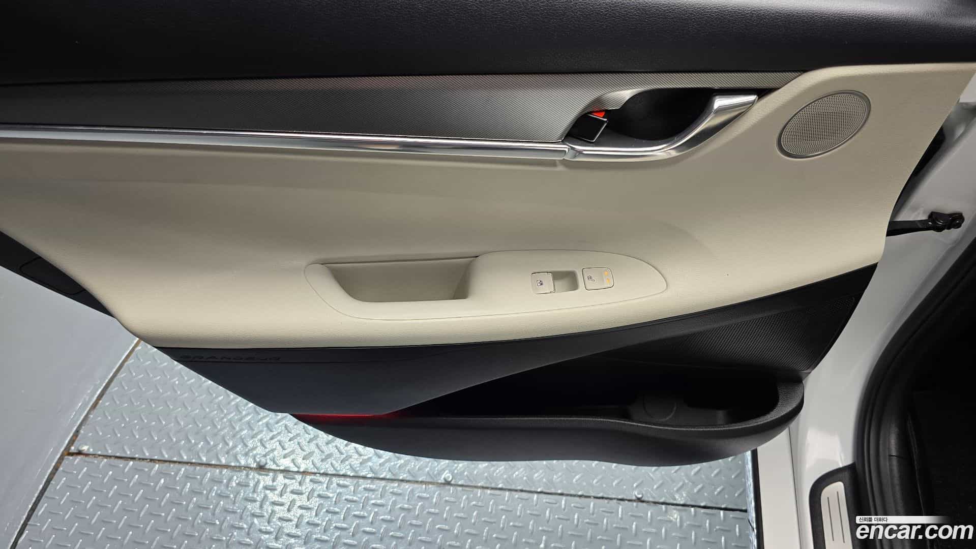 Grandeur Hyundai 2021.6-INNER-035