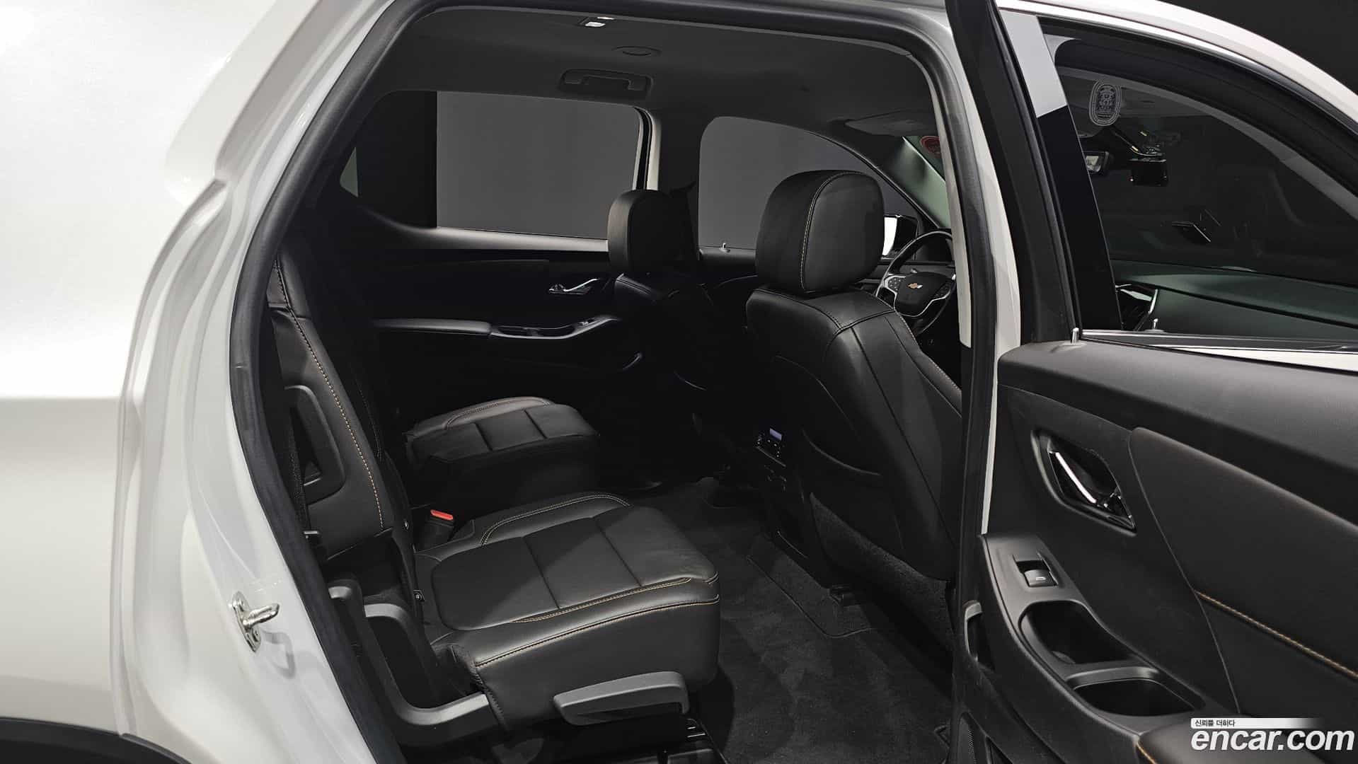 Traverse Chevrolet 2020.4-INNER-036