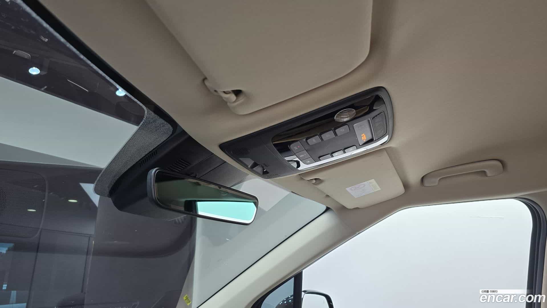 Canival Kia 2021.6-OPTION-045