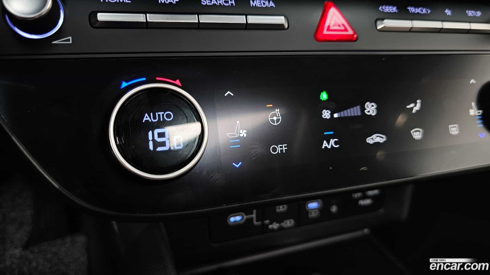 Sonata Hyundai 2024.6-OPTION-044