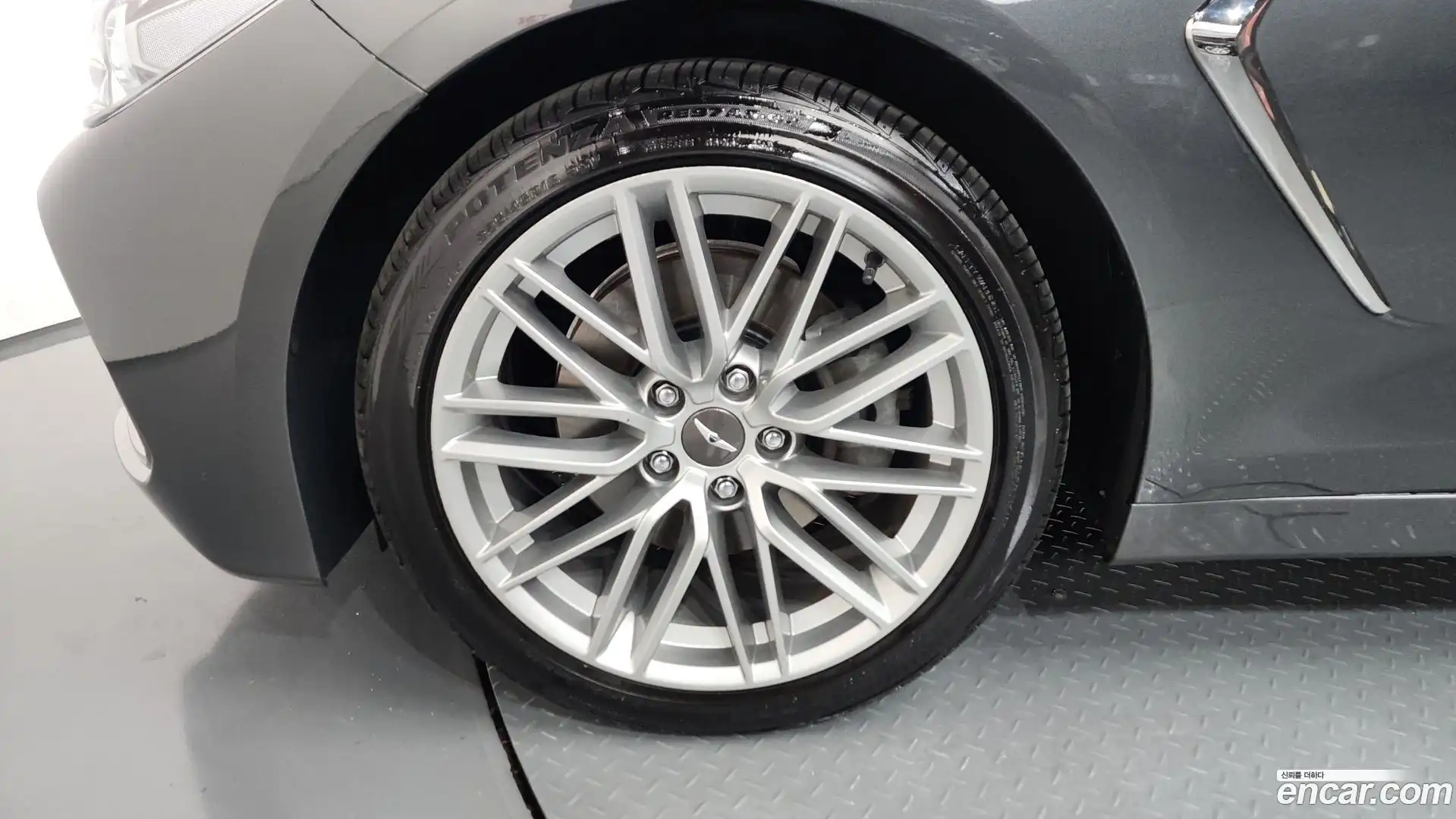 G70 Genesis 2020.4-OUTER-005