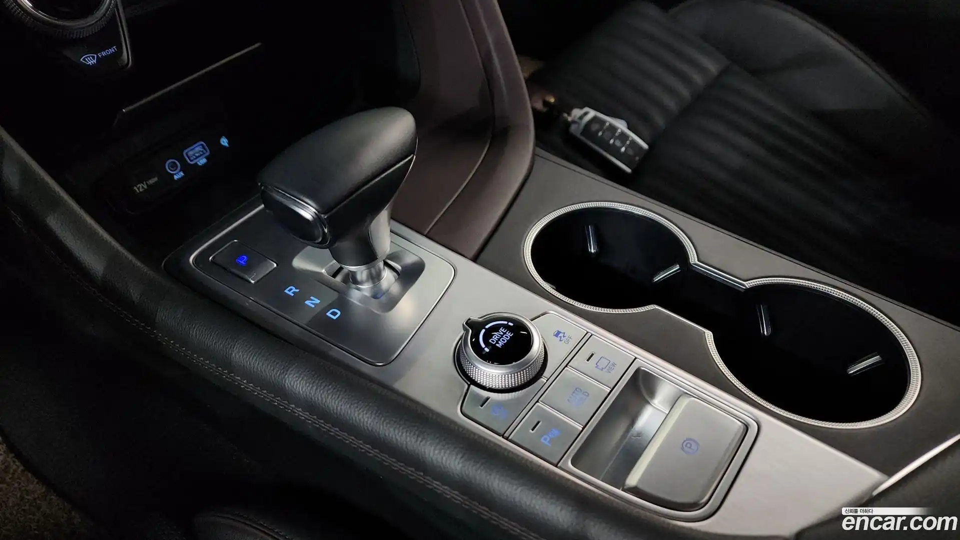 G70 Genesis 2020.4-INNER-009