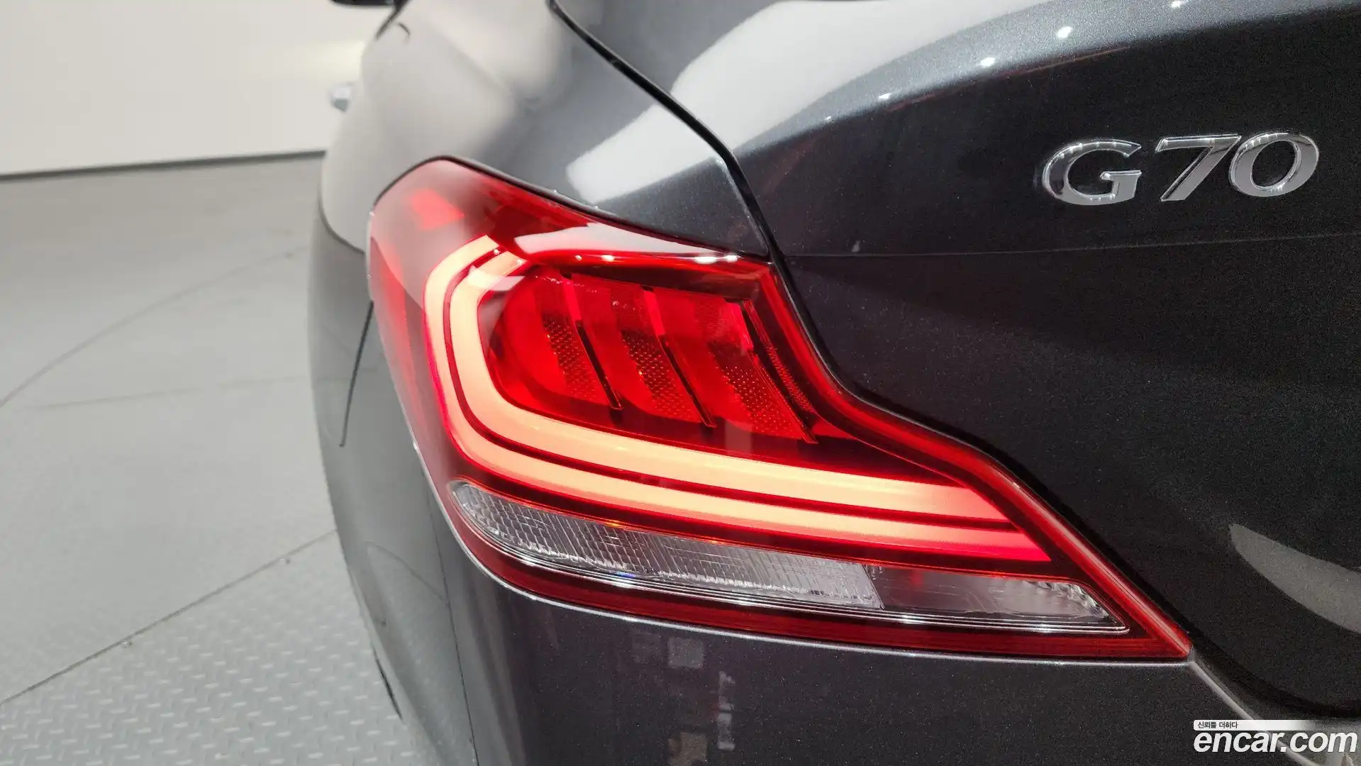 G70 Genesis 2020.4-OUTER-033