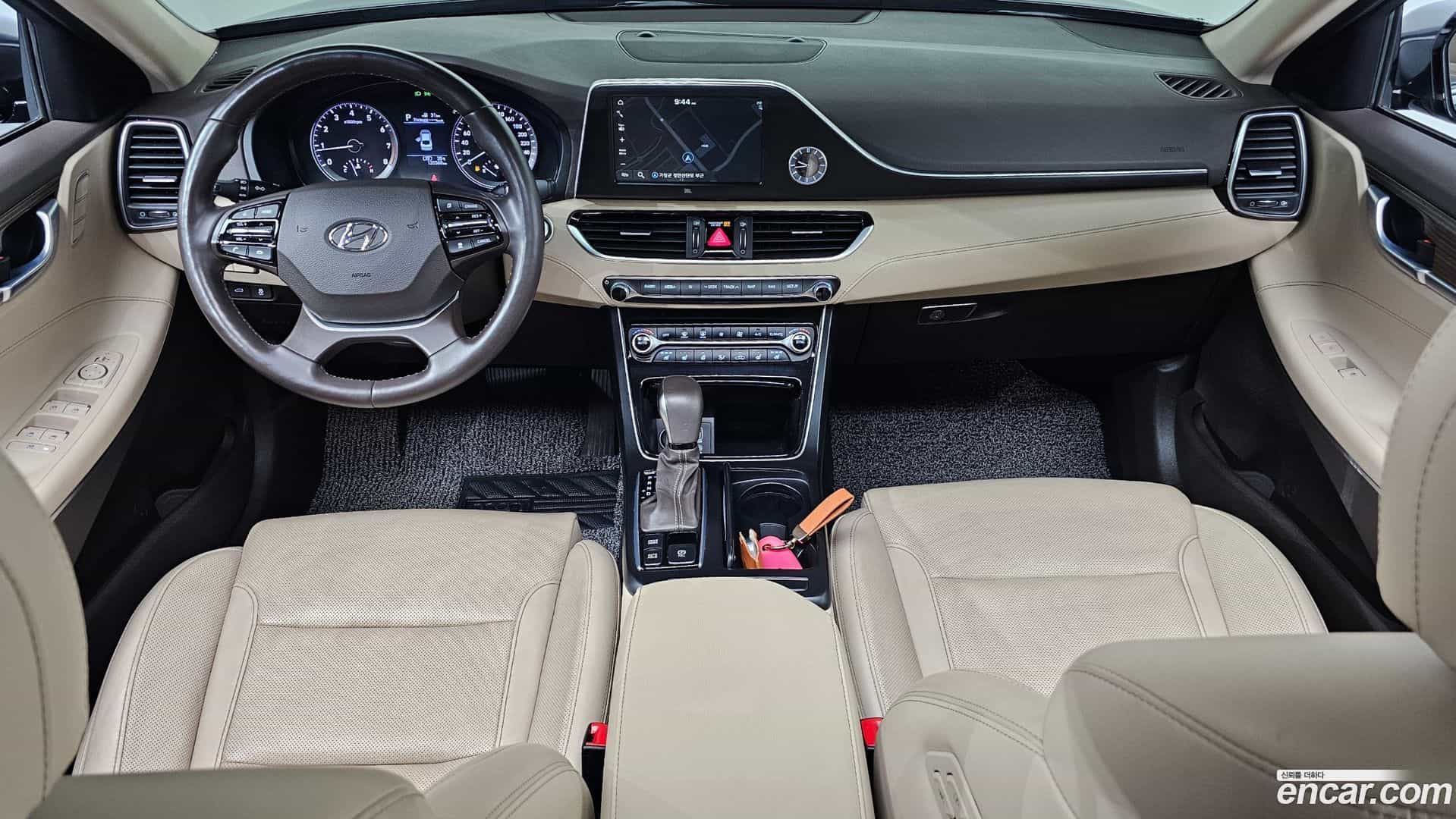 Grandeur Hyundai 2017.8-INNER-007