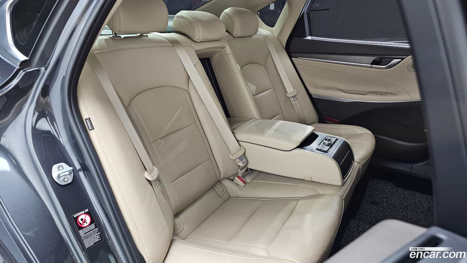 Grandeur Hyundai 2017.8-OPTION-016