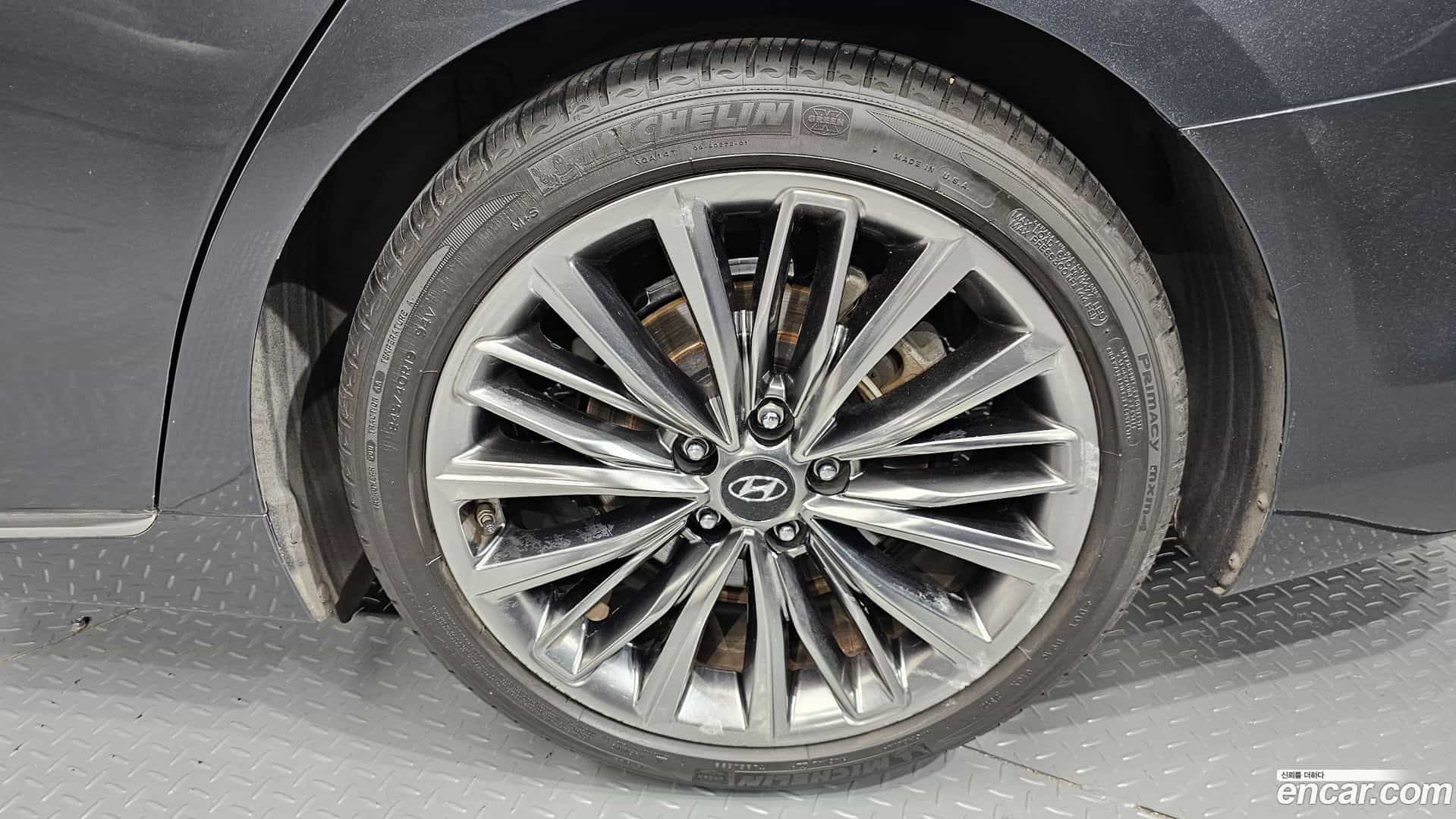 Grandeur Hyundai 2017.8-OUTER-031