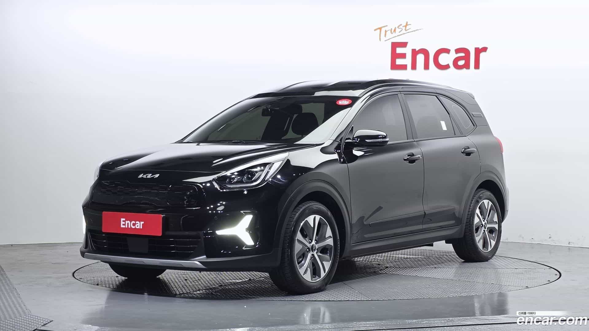 Niro Kia 2023.3-OUTER-001