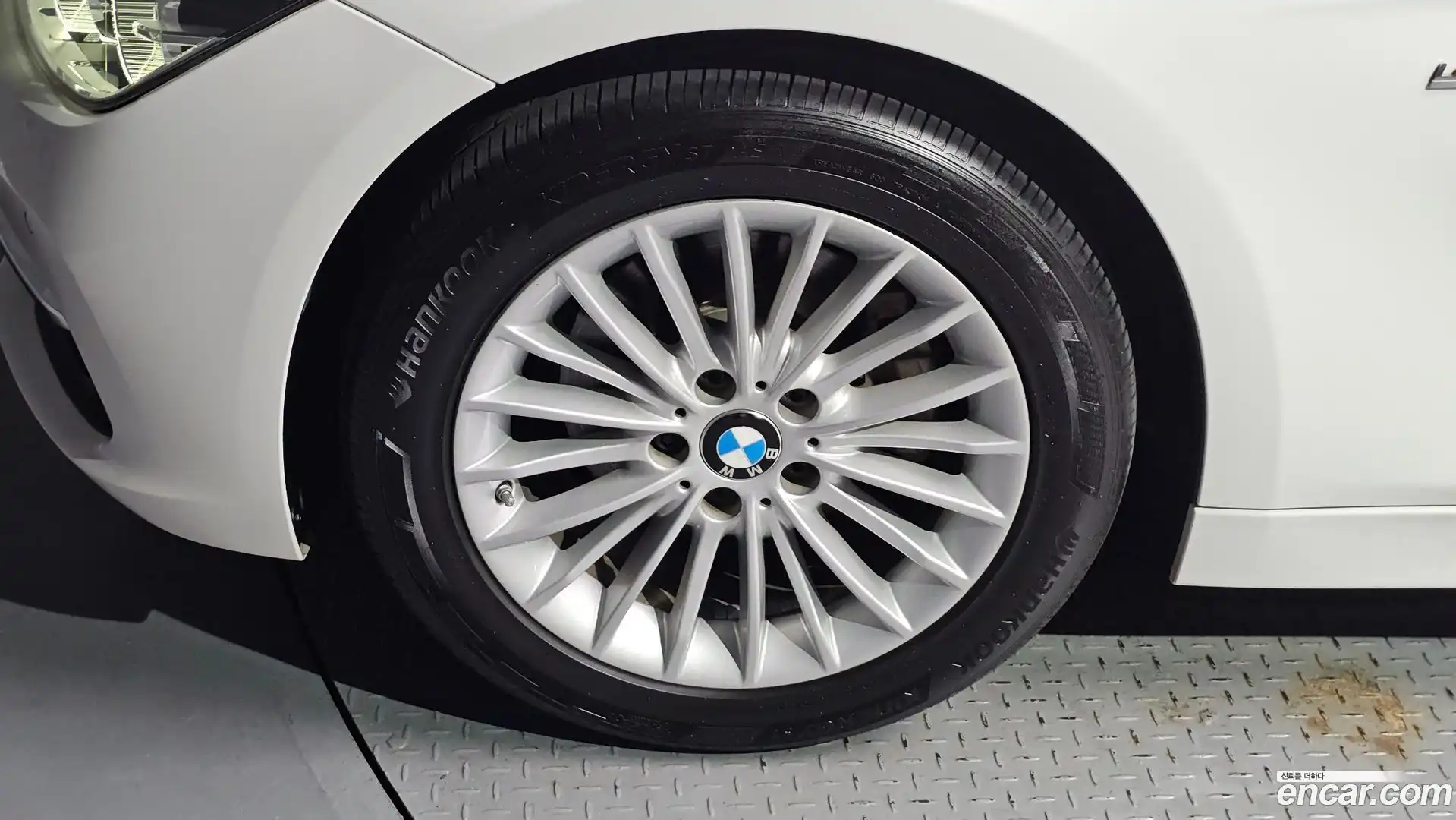 3-Series BMW 2016.5-OUTER-005