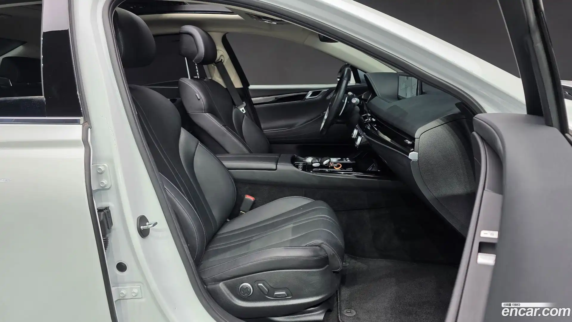 G80 Genesis 2021.7-INNER-036