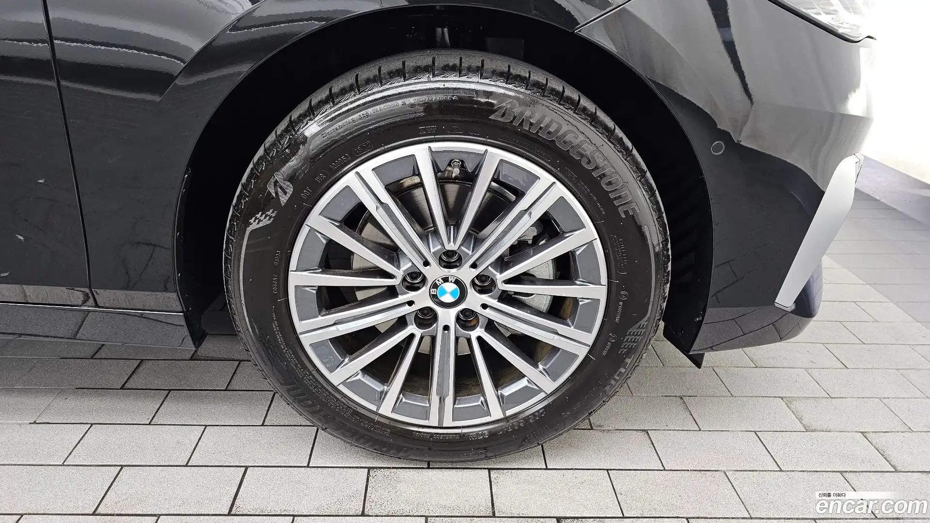 2-Series BMW 2025.4-OUTER-031