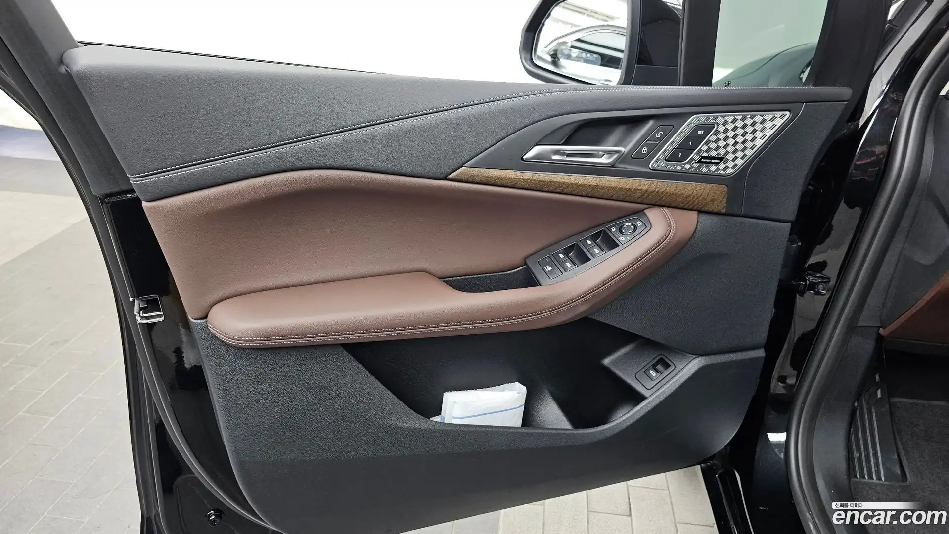 2-Series BMW 2025.4-INNER-034