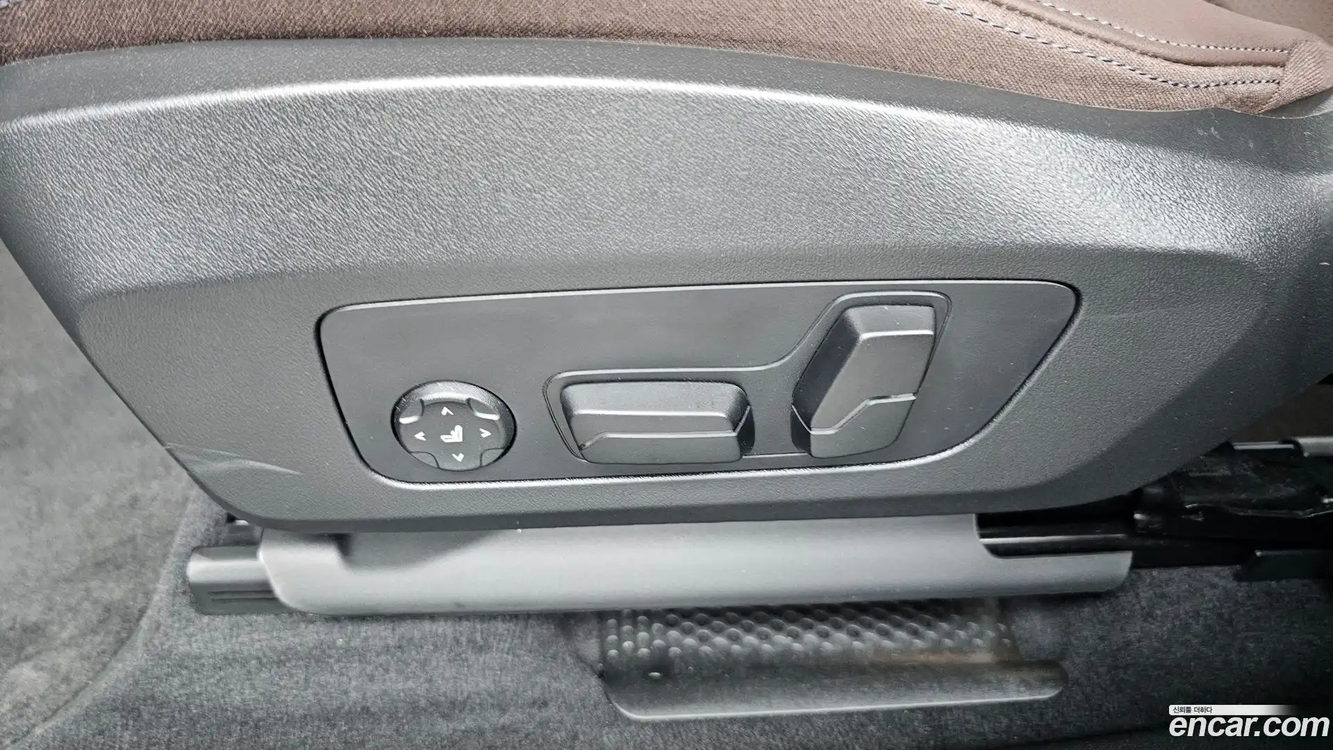 2-Series BMW 2025.4-OPTION-044