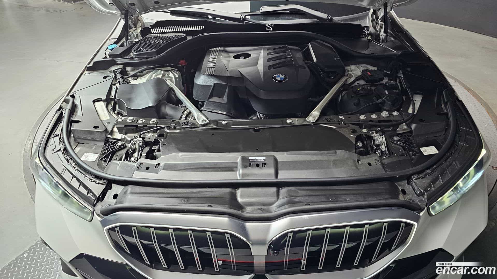 5-Series BMW 2025.11-OUTER-006