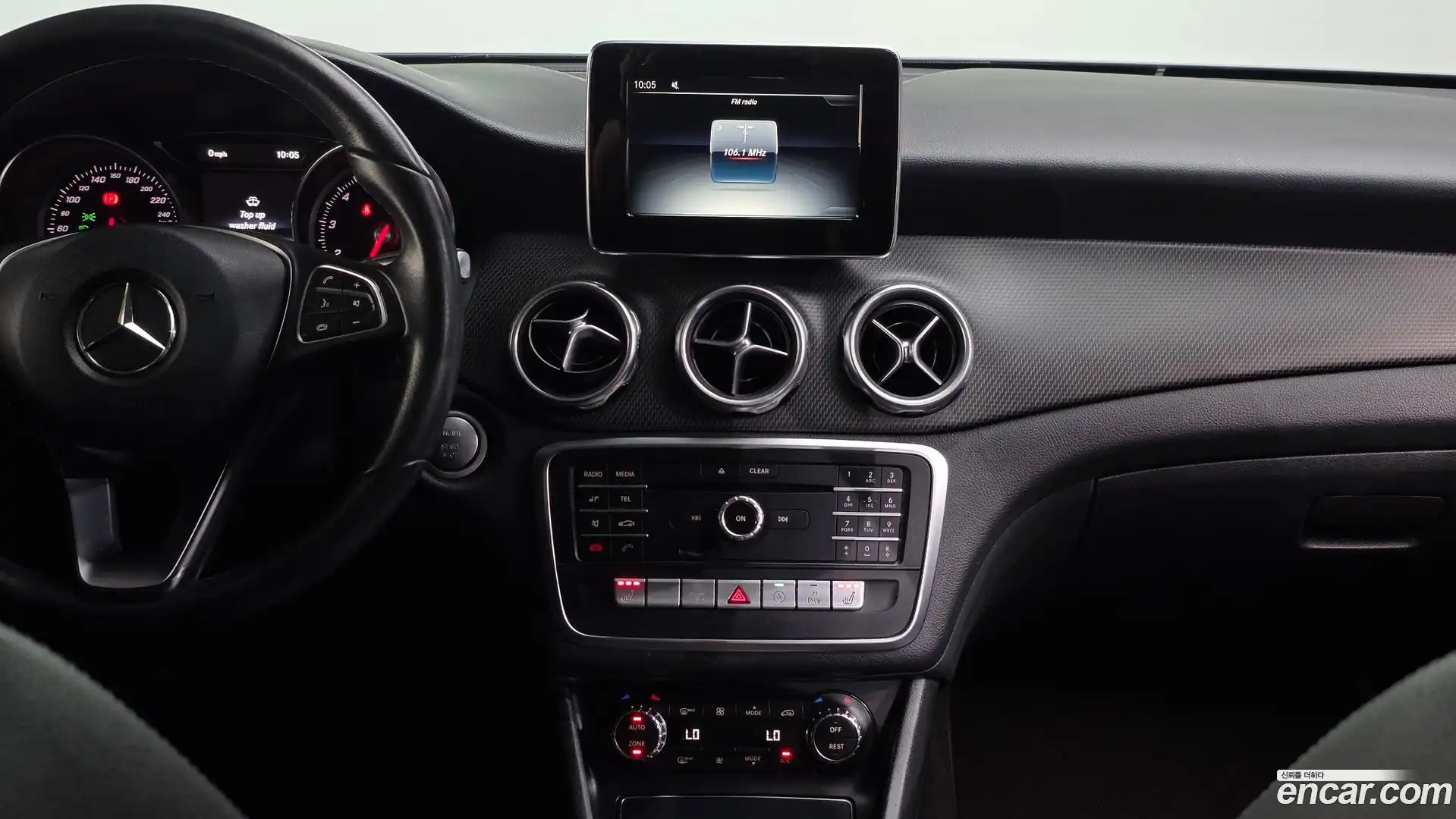 GLA-Class Mercedes-Benz 2018.6-OPTION-016