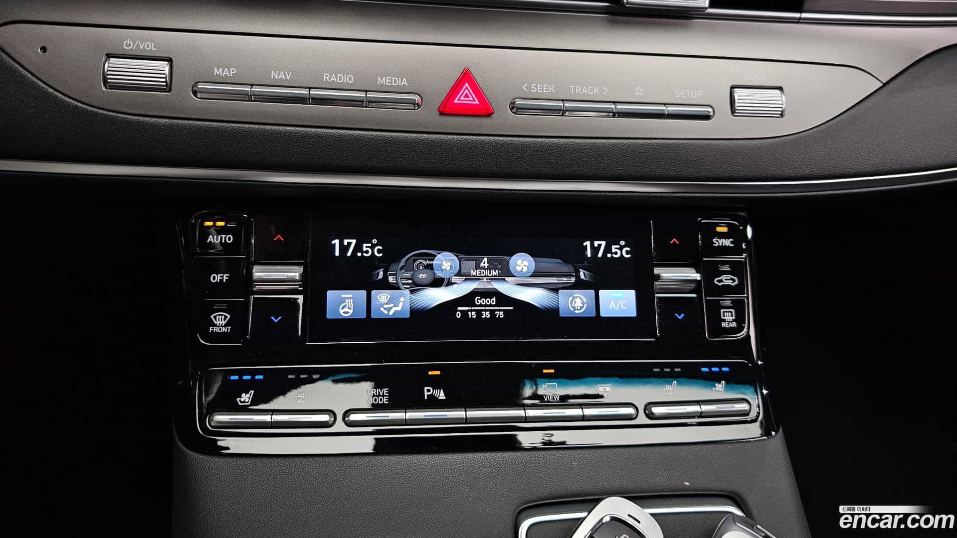 Grandeur Hyundai 2022.5-OPTION-019