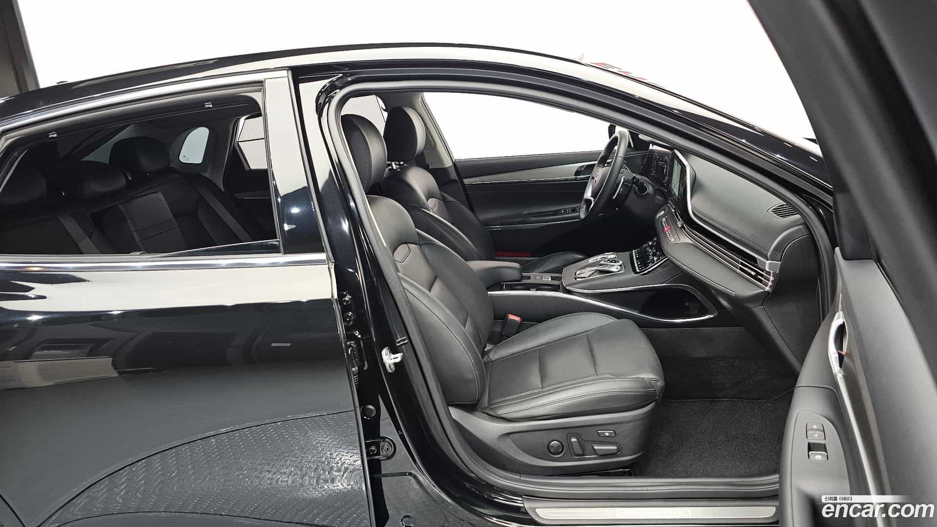 Grandeur Hyundai 2022.5-INNER-036