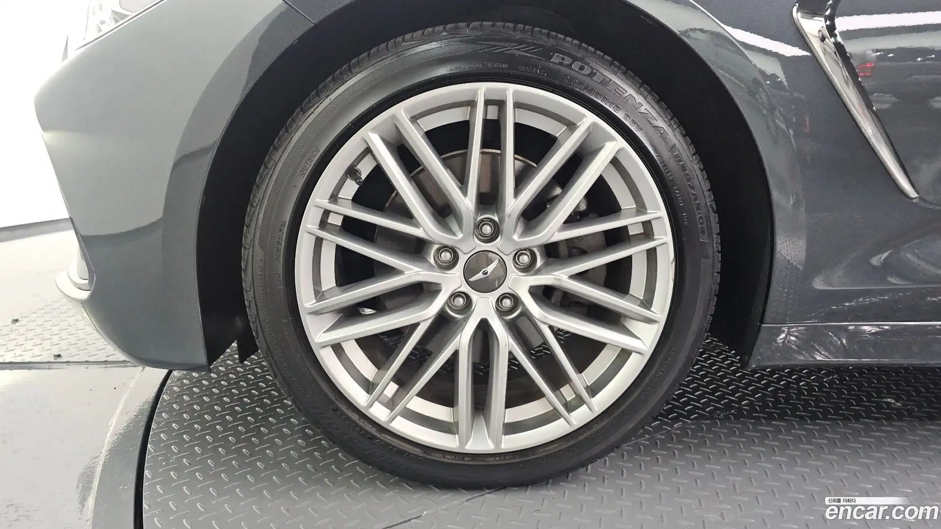 G70 Genesis 2018.9-OUTER-005