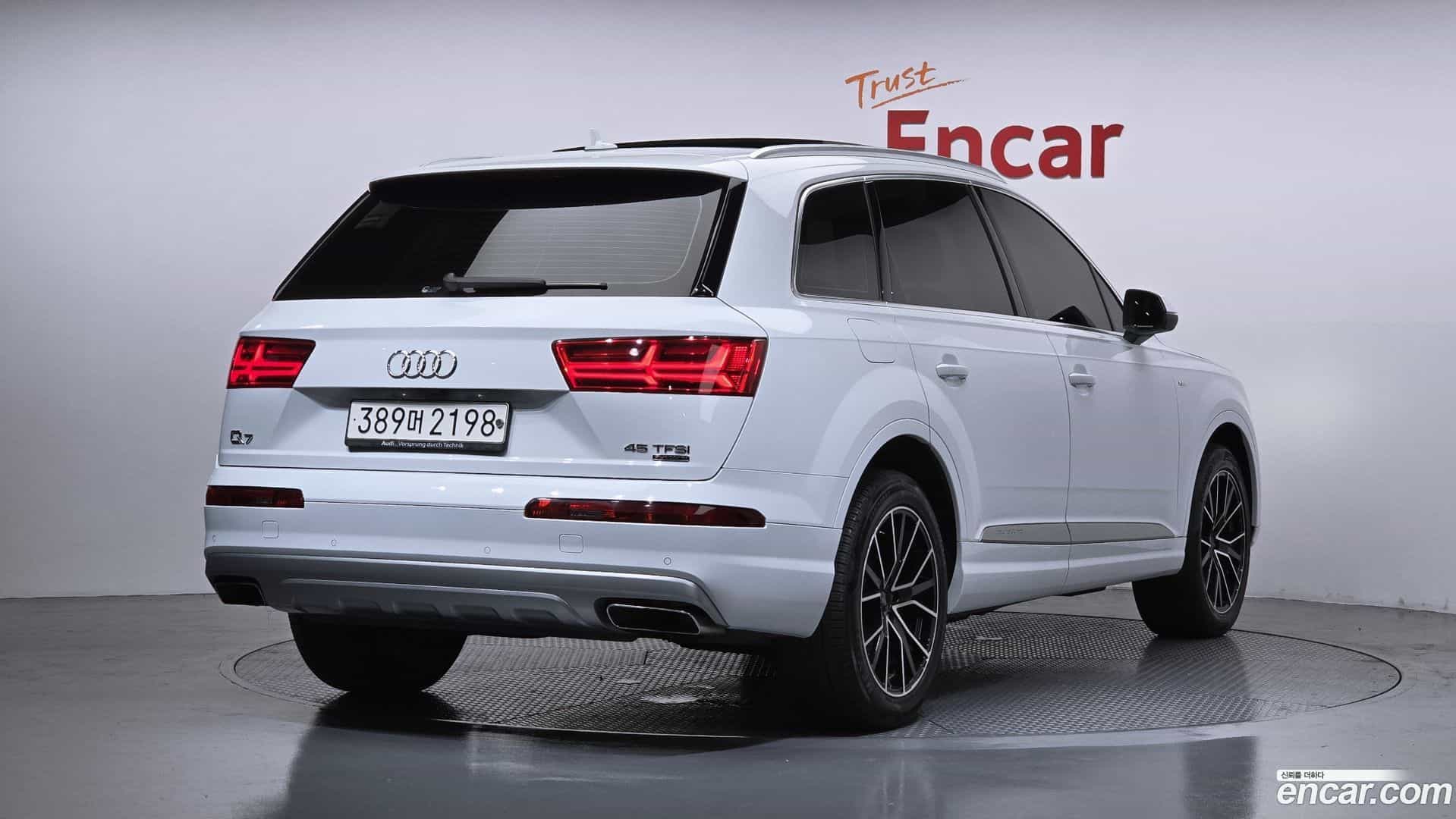 Q7 Audi 2019.9-OUTER-002