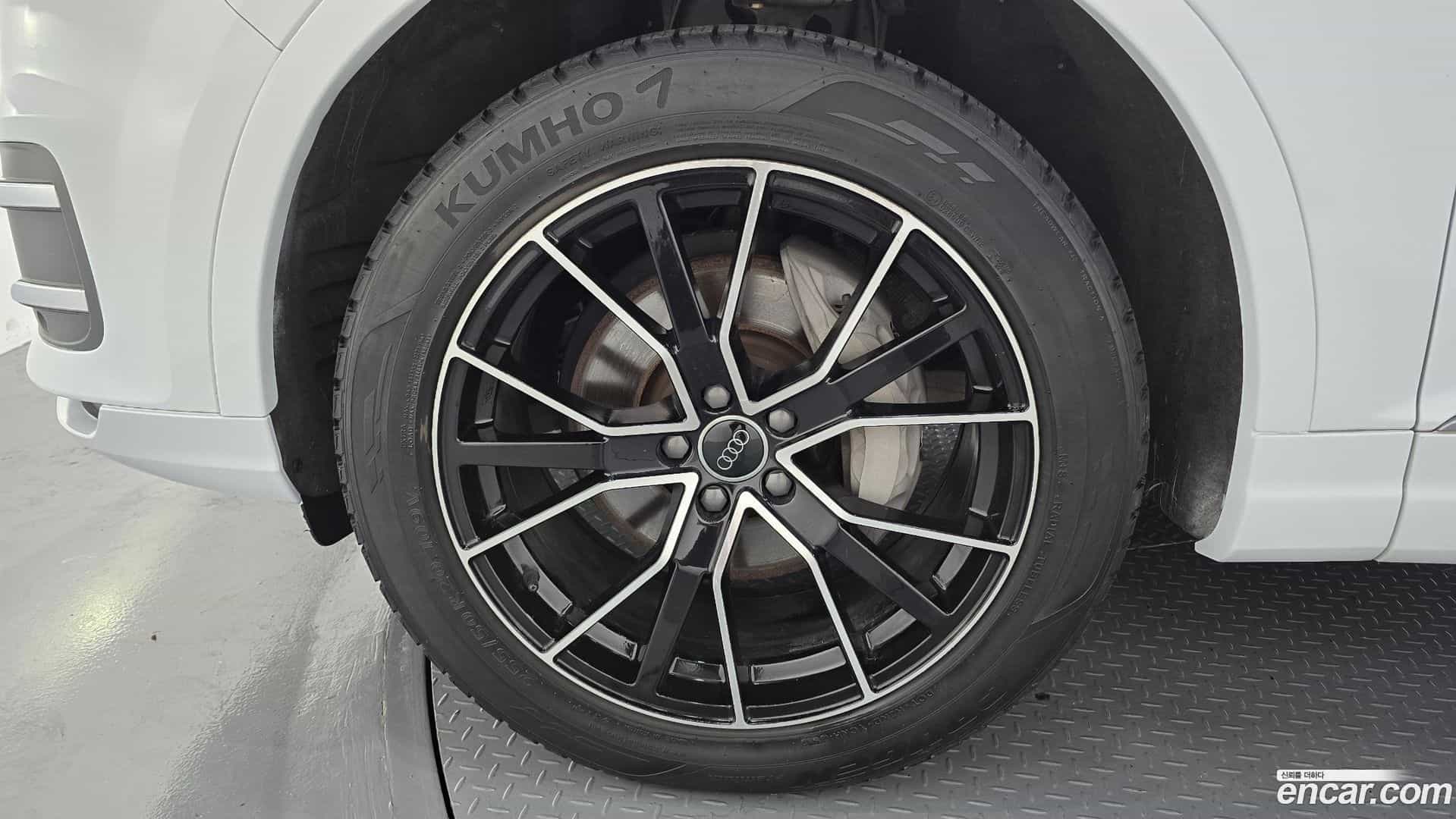 Q7 Audi 2019.9-OUTER-005